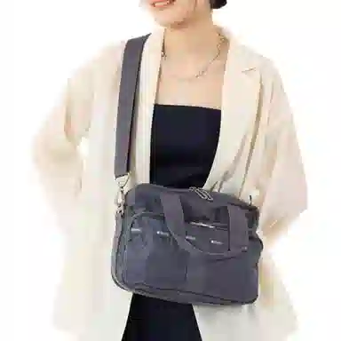 LeSportsac ESSENTIAL