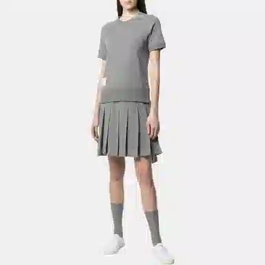 THOM BROWNE Logo