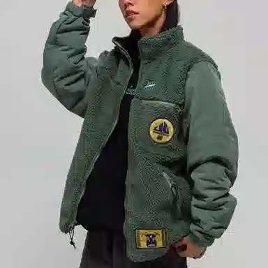 UNDEFEATED Logo Fleece Jacket