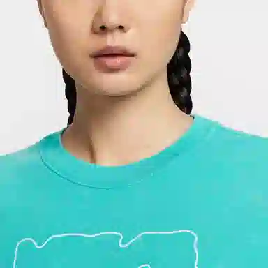 Nike Sportswear Essential T