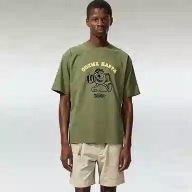 UNIQLO MAGIC FOR ALL TIMELESS T