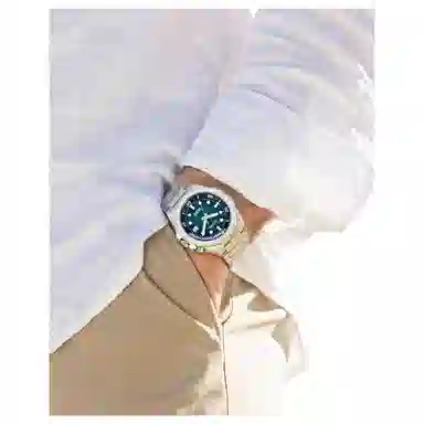 CITIZEN Series8 200 42.6mm