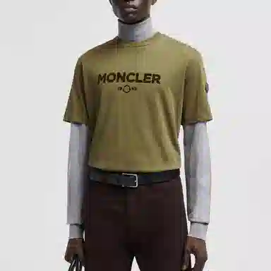 Moncler T