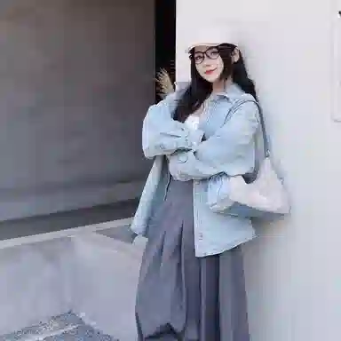 Lee Wonton Bag Beige