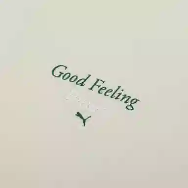 Puma Wellness Club Crew Ivory