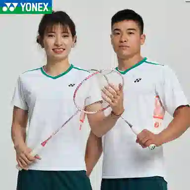 YONEX