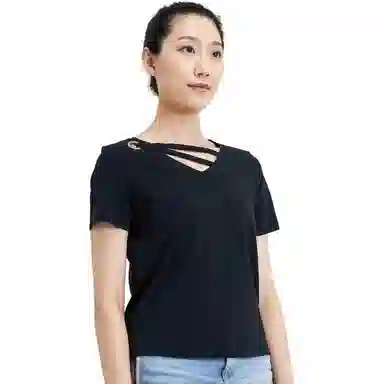 TRAVELA T