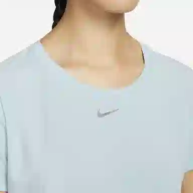 Nike Dri-FIT One Luxe