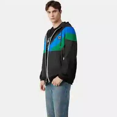 DEGAIA SS25