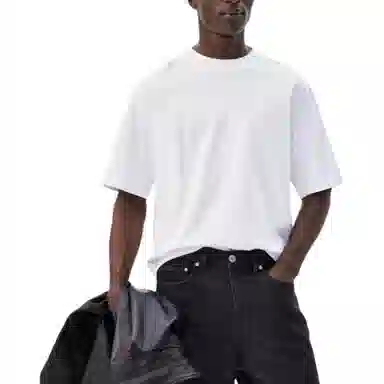 HM T