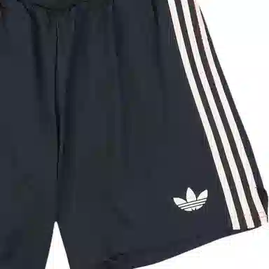 adidas originals Manchester 2024-25 United Authentic Third logo