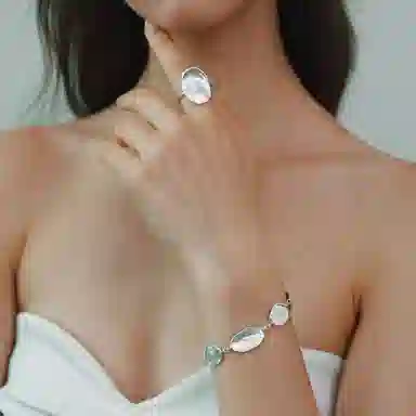 Qurioustone 925
