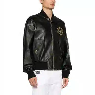 VERSACE JEANS COUTURE Logo