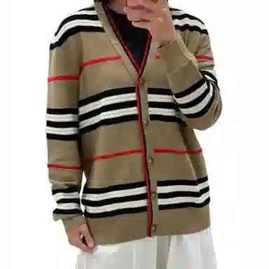 Burberry SS24 V