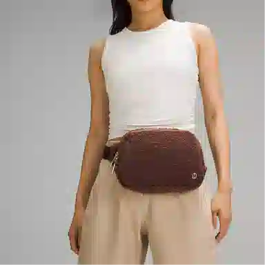 lululemon Everywhere Logo