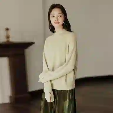 茵曼 纯色半高领长袖毛衣 女款