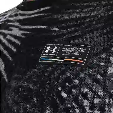 Under Armour T