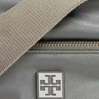 TORY BURCH VIRGINIA Logo