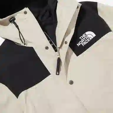 The North Face 1990 Novelty Gore-tex Mountain Jacket Light Beige