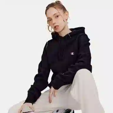Champion FW23 Basic C-Logo