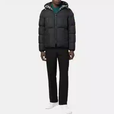 Moncler FW22 logo