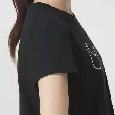 Nike Club AS W NSW SS HBR MD T