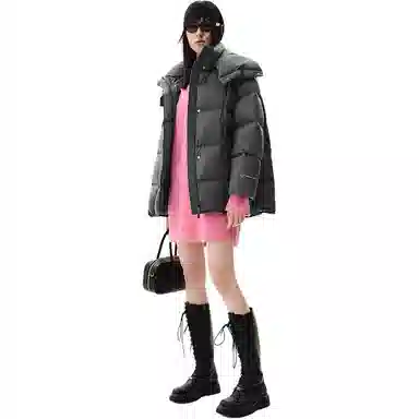 太平鸟 连帽短款假两件毛织长袖连衣裙 女款