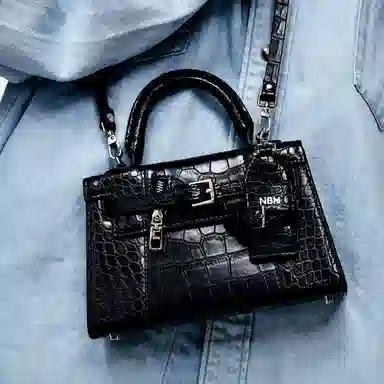 NothingButMini AlmostKelly