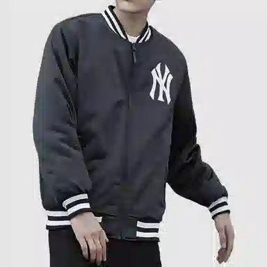 New Era x MLB Yankees Logo Jacket