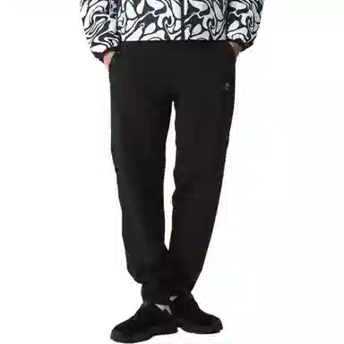 DESCENTE x SWISS SKI TEAM