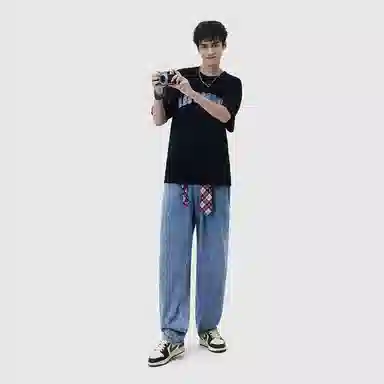 Lee Cooper