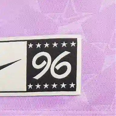 Nike Standard Issue SS23 Logo