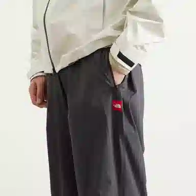 THE NORTH FACE SS25 Redbox