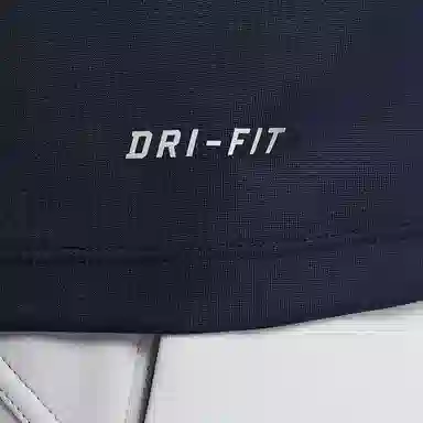 Nike Dri-Fit Team Legend T