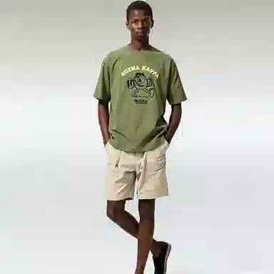 UNIQLO MAGIC FOR ALL TIMELESS T