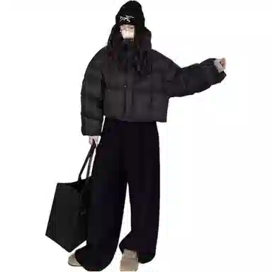 黛尔佳人 纯色宽松连帽适中棉服 女款