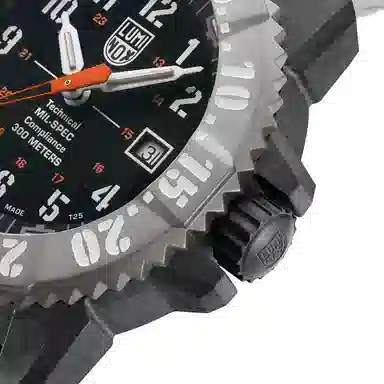 LUMINOX 300 46mm