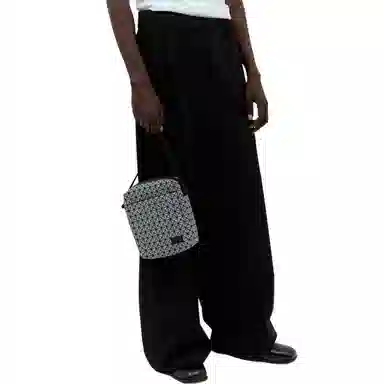 ISSEY MIYAKE Voyager