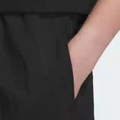 adidas neo W ESNT SHORTS Logo