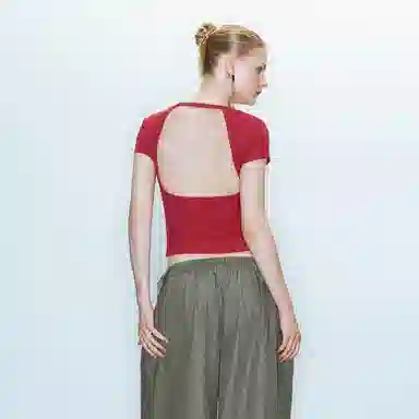 URBAN REVIVO UR T T_