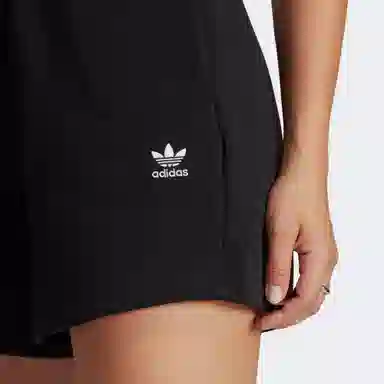 adidas Adicolor Essentials