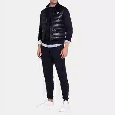 Moncler GUI