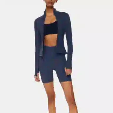 ARITZIA TnAction TnaLIFE Relay Zip-Up