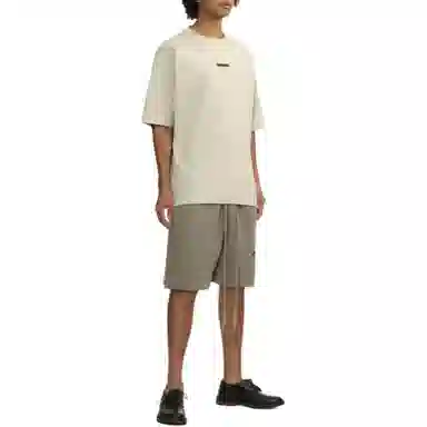 Fear of God Essentials LOGOT