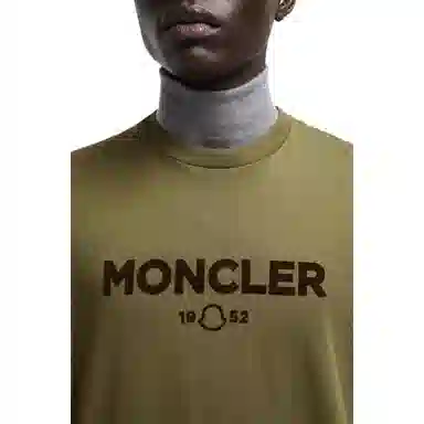 Moncler T