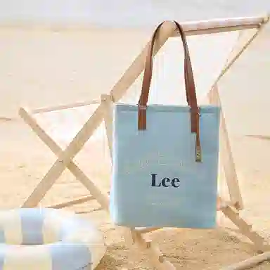 Lee Daily Tote ins