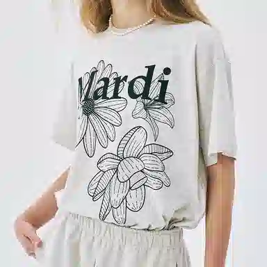 MARDI MERCREDI TSHIRT TRIPLE FLOWER_OATMEAL BLACK SS25T