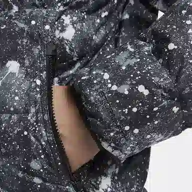 Nike Storm-FIT Windrunner