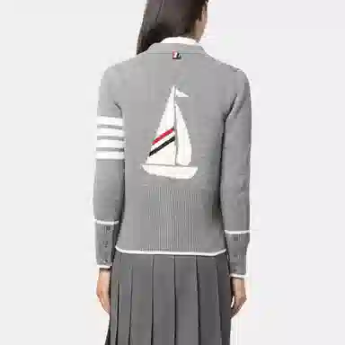 THOM BROWNE V