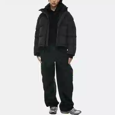 ARITZIA Super Puff Hi-Vis Reflective Shorty 4